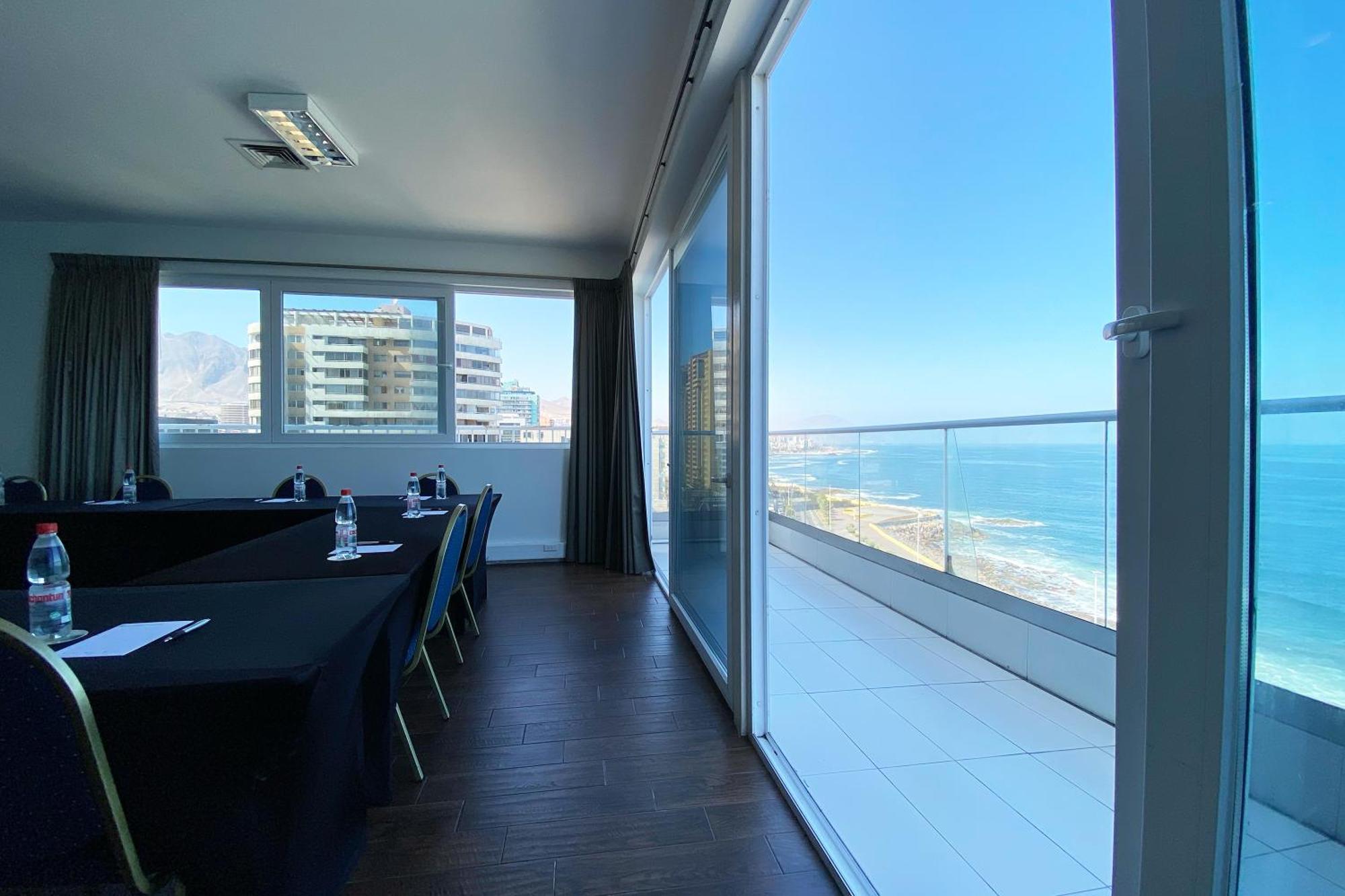 Wyndham Garden Antofagasta Pettra Hotell Eksteriør bilde
